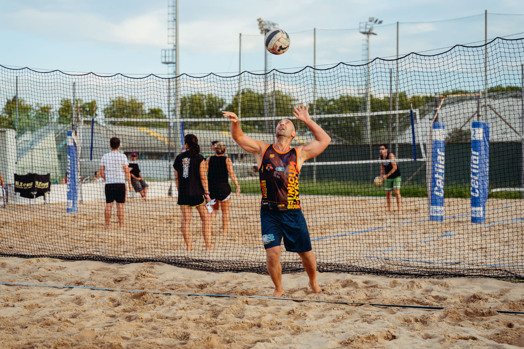 Fotografia di una battuta sui campi di Beach Space Pisa